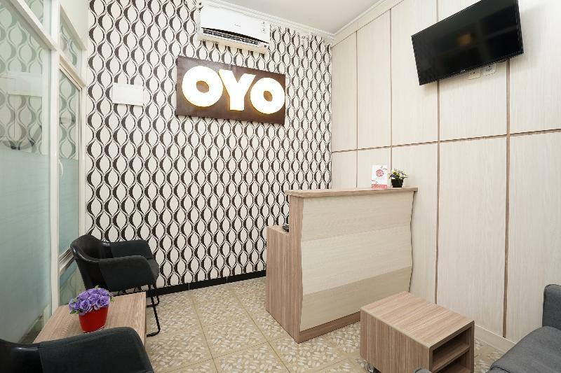 Bumi Banyu Bening Syariah By Ecommerceloka Сурабая Екстериор снимка
